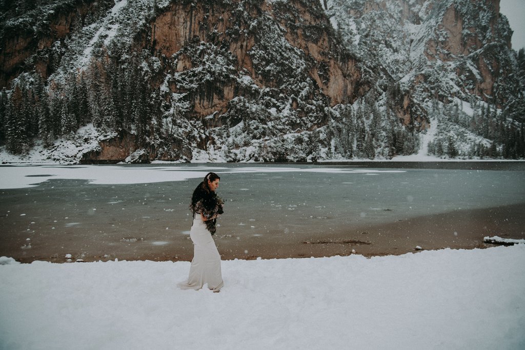  bride a snowy lake ceremony