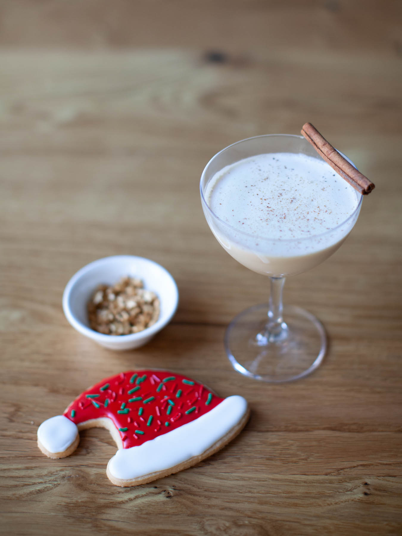 Eggnog and cookies: why not start planning your wedding during Christmas  