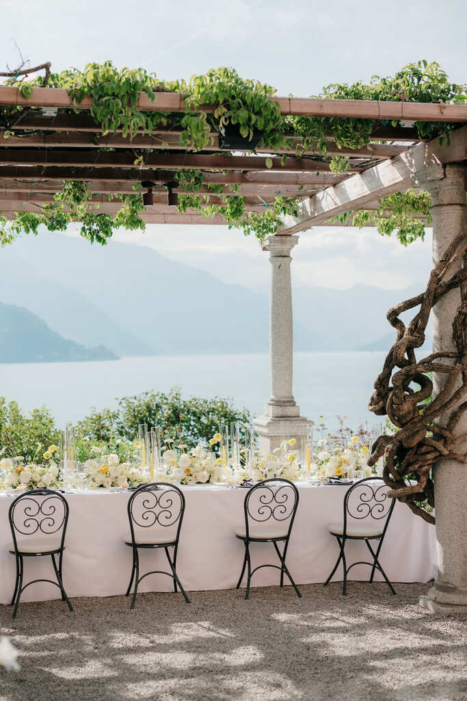 Villa Cipressi - Lake Como wedding planner long table under canopy 