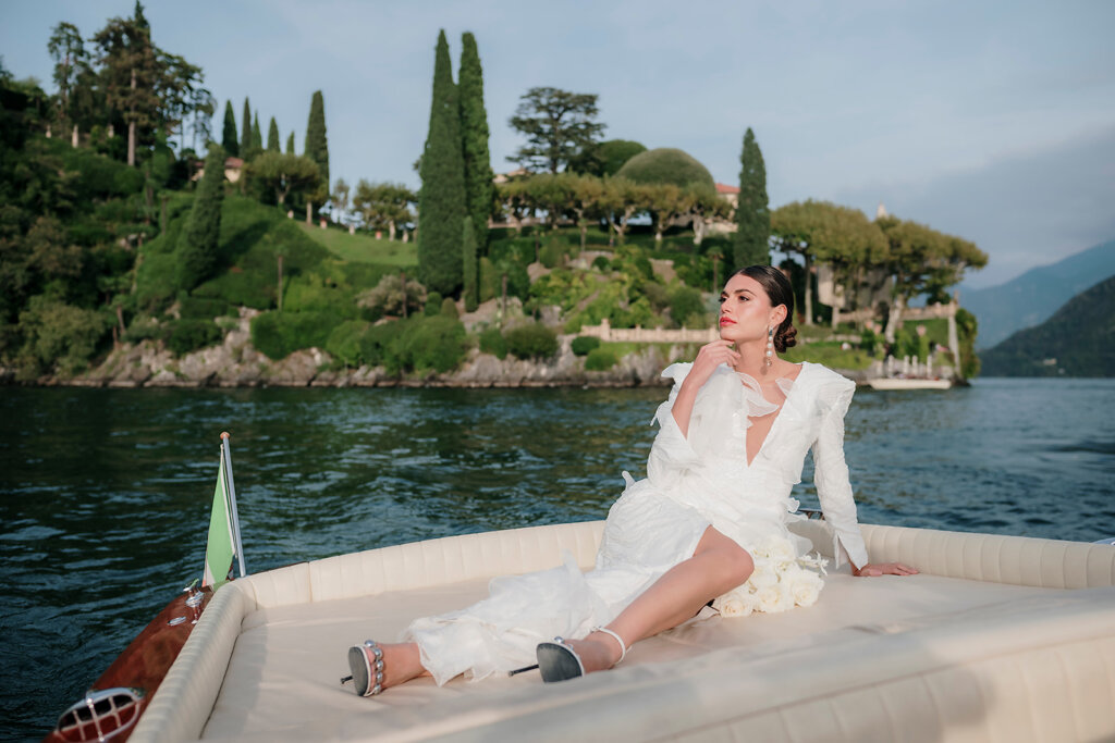 Villa Balbianello bride portrait on Riva boat